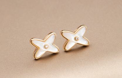 [Clover]JEUX DE WHITE MOP PINK GOLD DIAMOND EARRINGS
