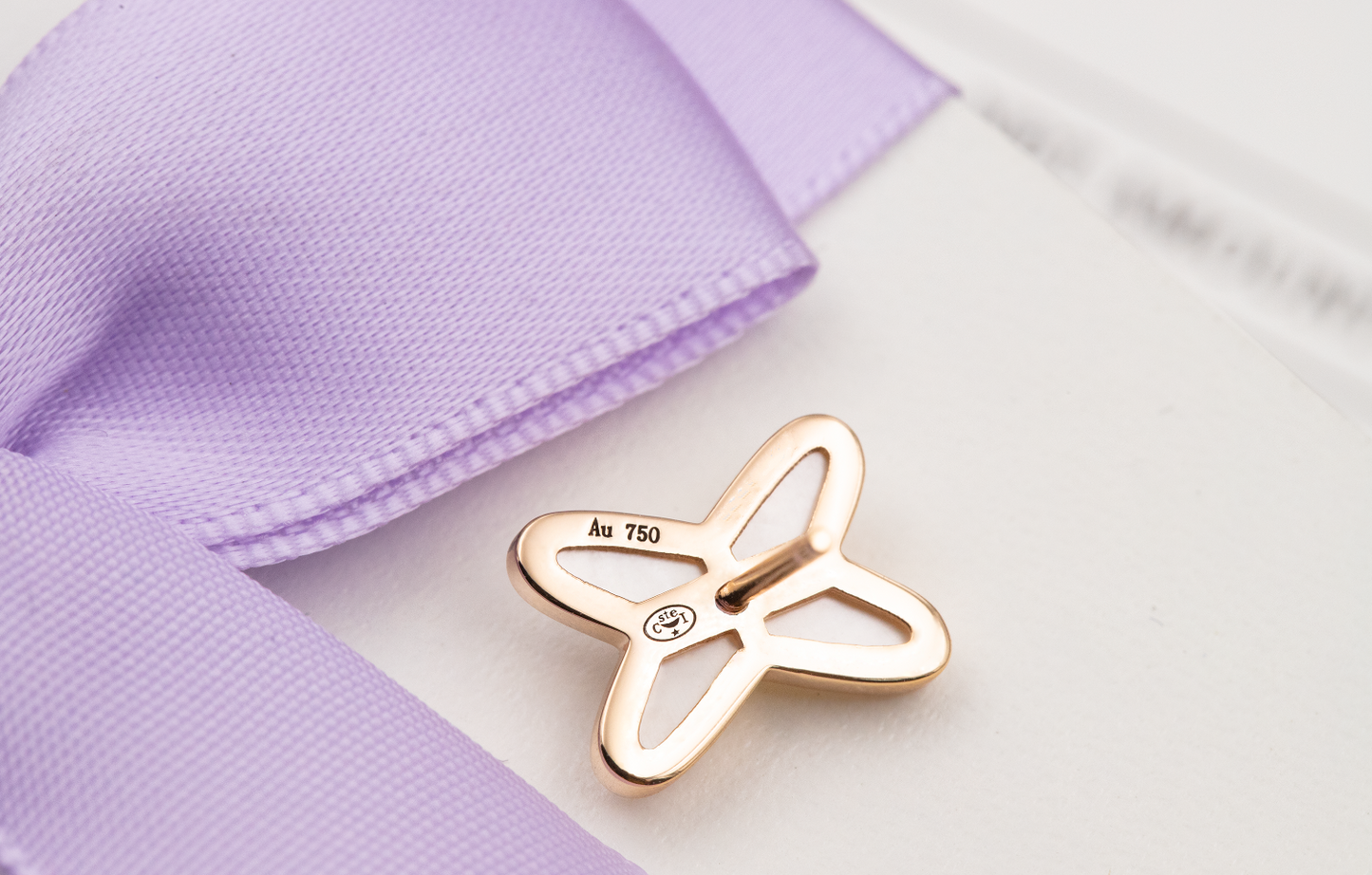 [Clover]JEUX DE WHITE MOP ROSE GOLD DIAMOND EARRINGS
