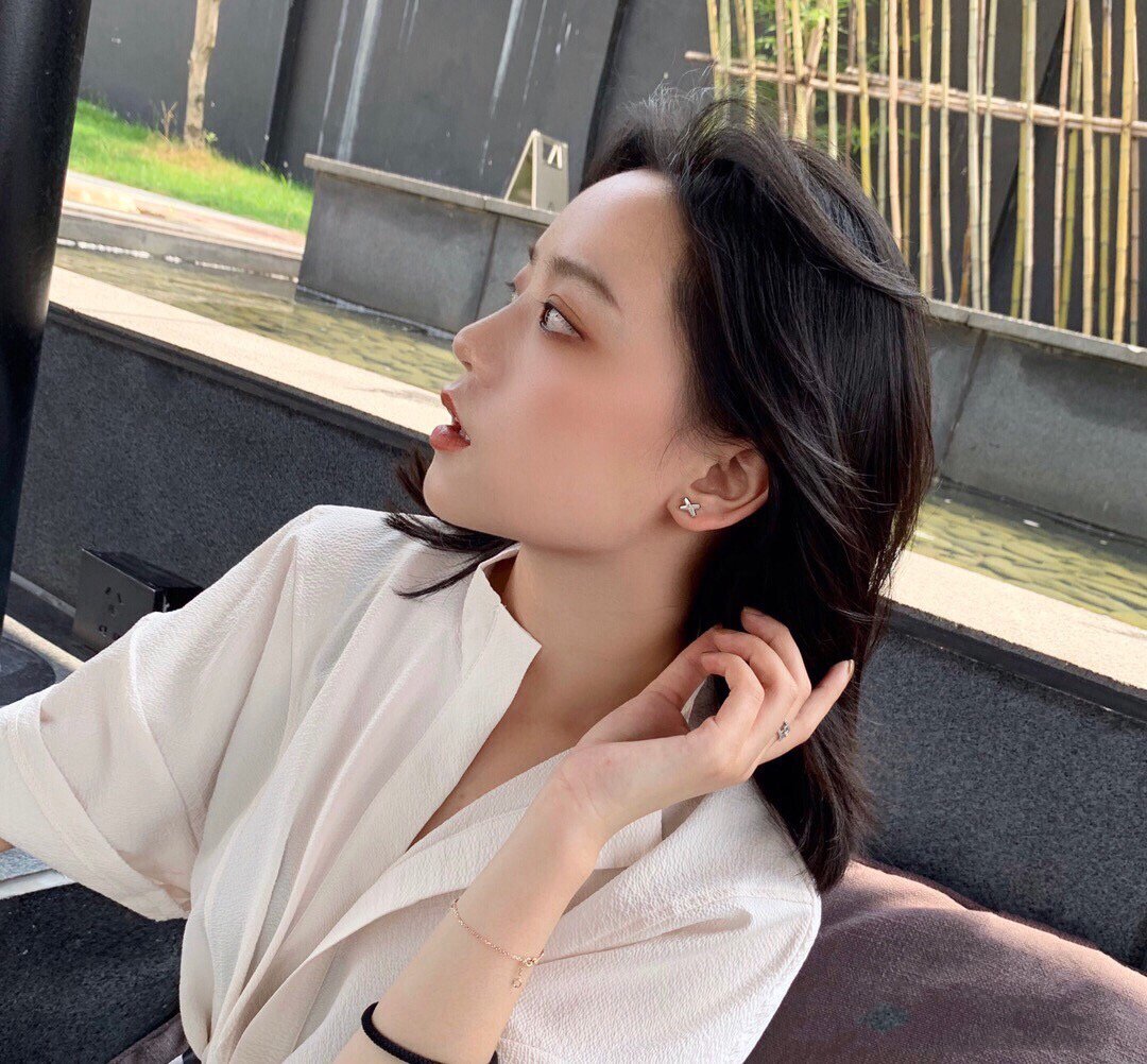 [Clover]JEUX DE WHITE MOP ROSE GOLD DIAMOND EARRINGS