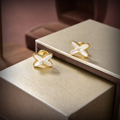 [Clover]JEUX DE WHITE MOP GOLD DIAMOND EARRINGS