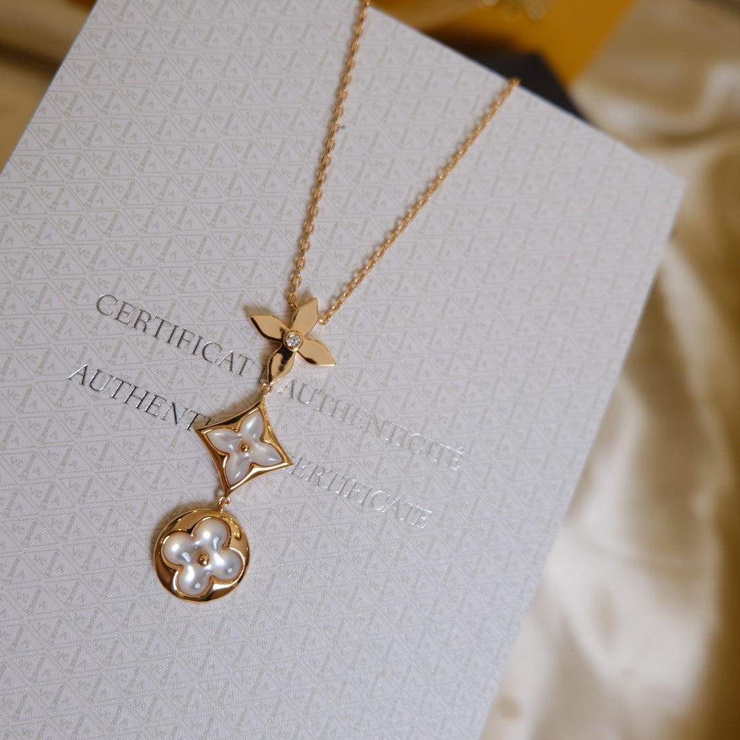 [Clover]COLOR BLOSSOM LARIAT NECKLACE PINK GOLD WHITE MOTHER PEARL AND DIAMOND