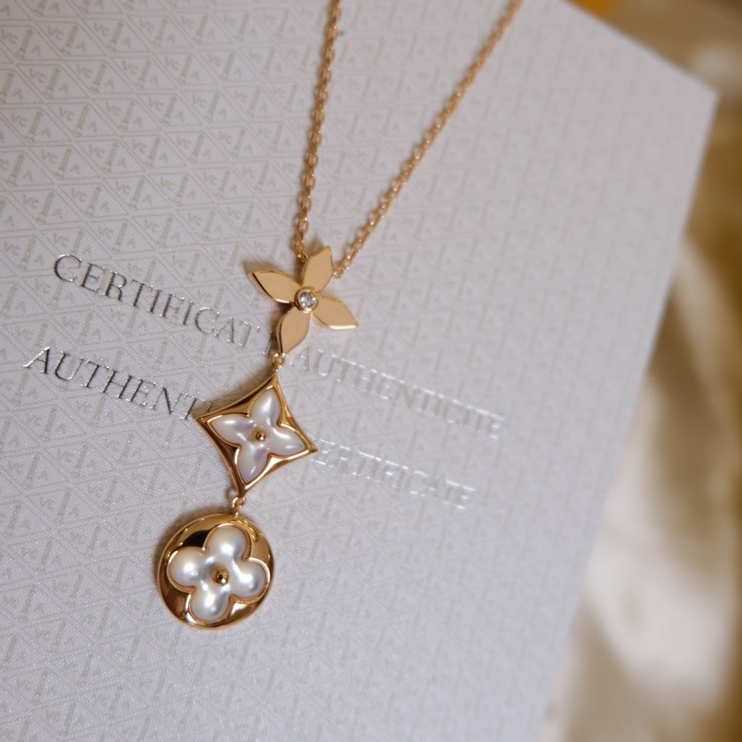 [Clover]COLOR BLOSSOM LARIAT NECKLACE PINK GOLD WHITE MOTHER PEARL AND DIAMOND