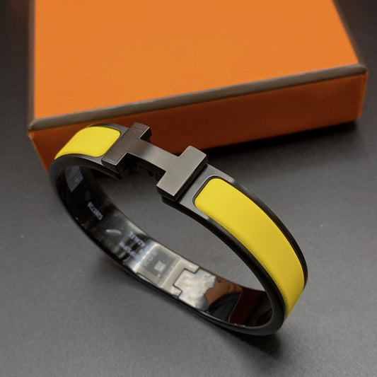 [Clover]CLIC HM SO BLACK YELLOW BRACELET