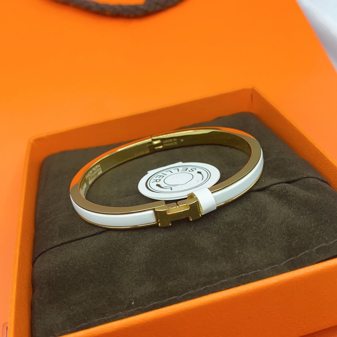 [Clover]CLASSIC HM CLIC WHITE 8MM ENAMEL BRACELET