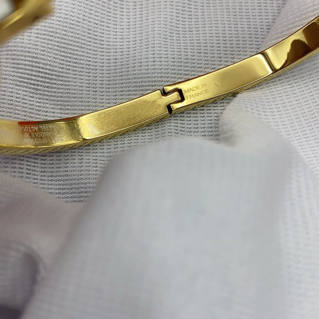 [Clover]CLASSIC HM CLIC WHITE 8MM ENAMEL BRACELET