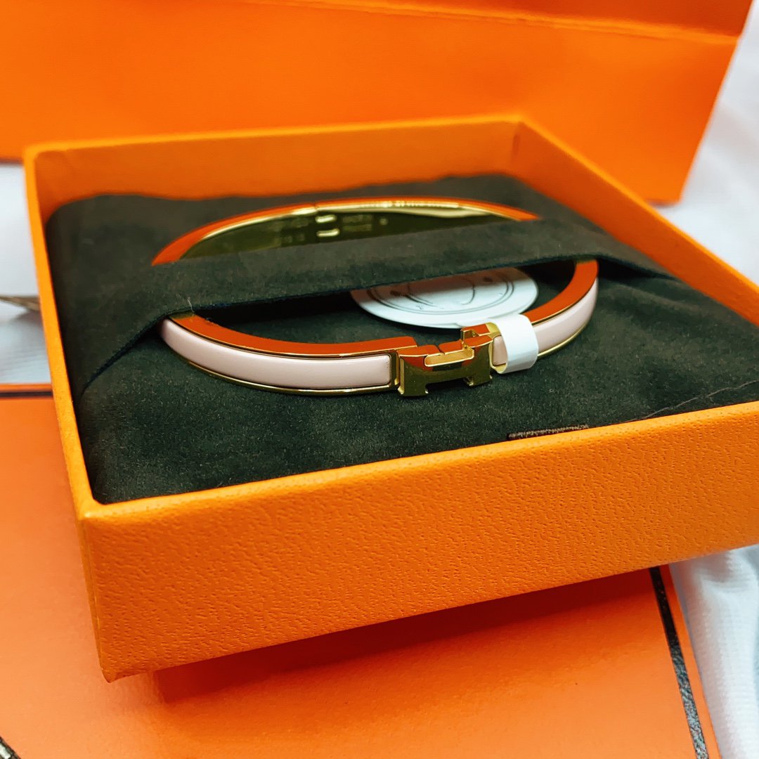 [Clover]CLASSIC HM CLIC  PINK 8MM ENAMEL BRACELET