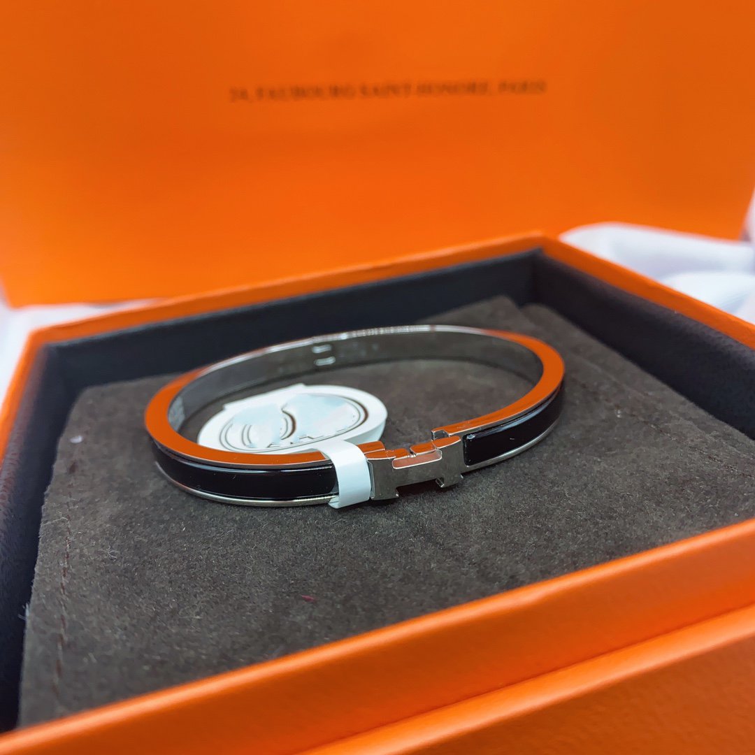 [Clover]CLASSIC HM CLIC BLACK 8MM ENAMEL BRACELET