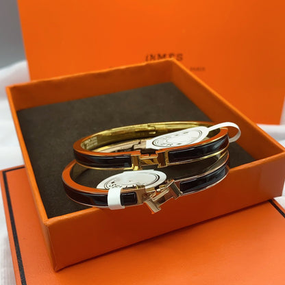 [Clover]CLASSIC HM CLIC BLACK 8MM ENAMEL BRACELET