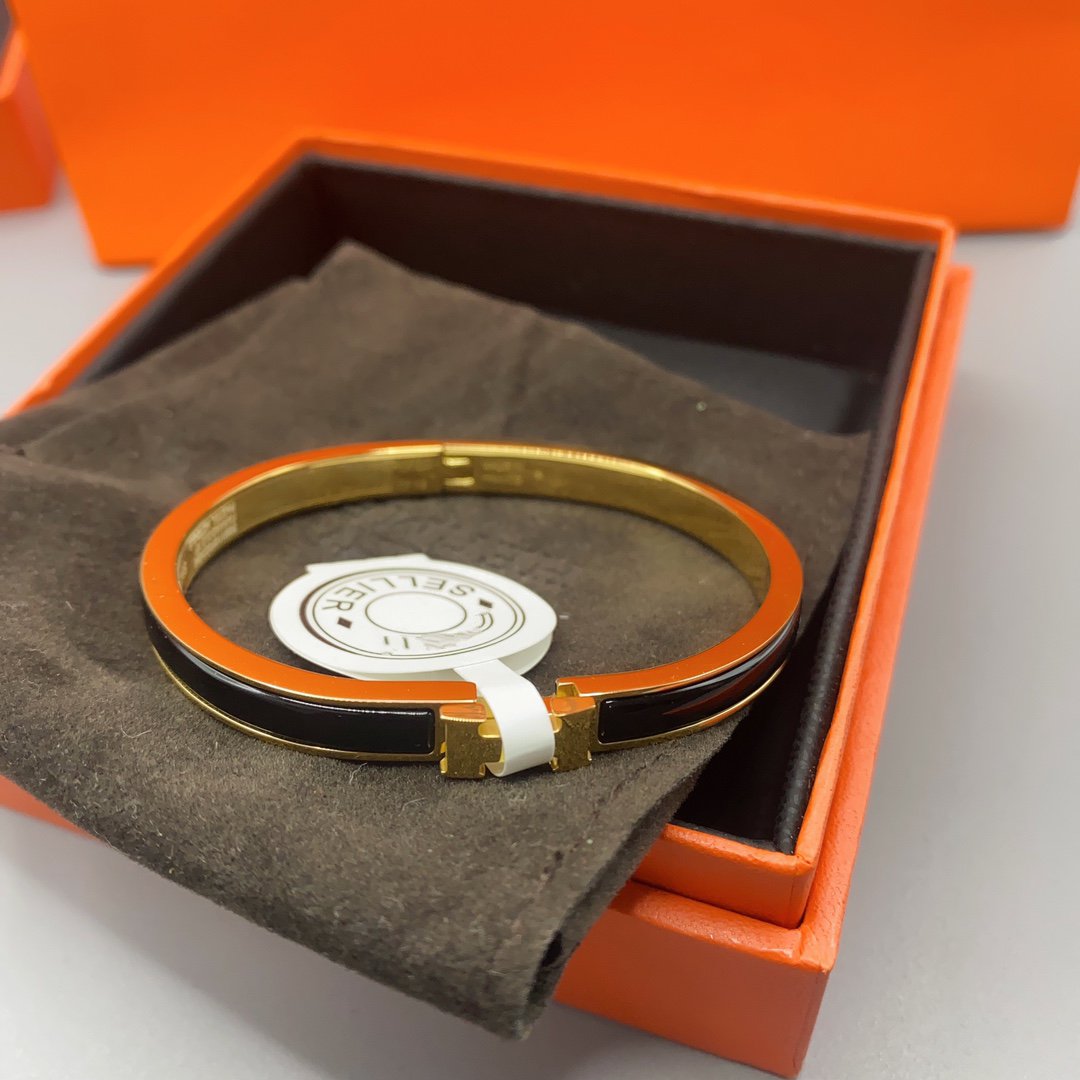 [Clover]CLASSIC HM CLIC BLACK 8MM ENAMEL BRACELET