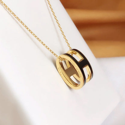 [Clover]HM CLIC BLACK ENAMEL GOLD NECKLACE