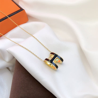 [Clover]HM CLIC BLACK ENAMEL GOLD NECKLACE