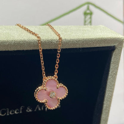 [Clover]CLOVER 15MM DIAMOND PINK MOP NECKLACE