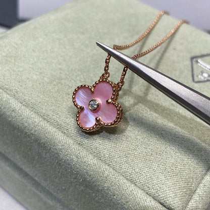 [Clover]CLOVER 15MM DIAMOND PINK MOP NECKLACE
