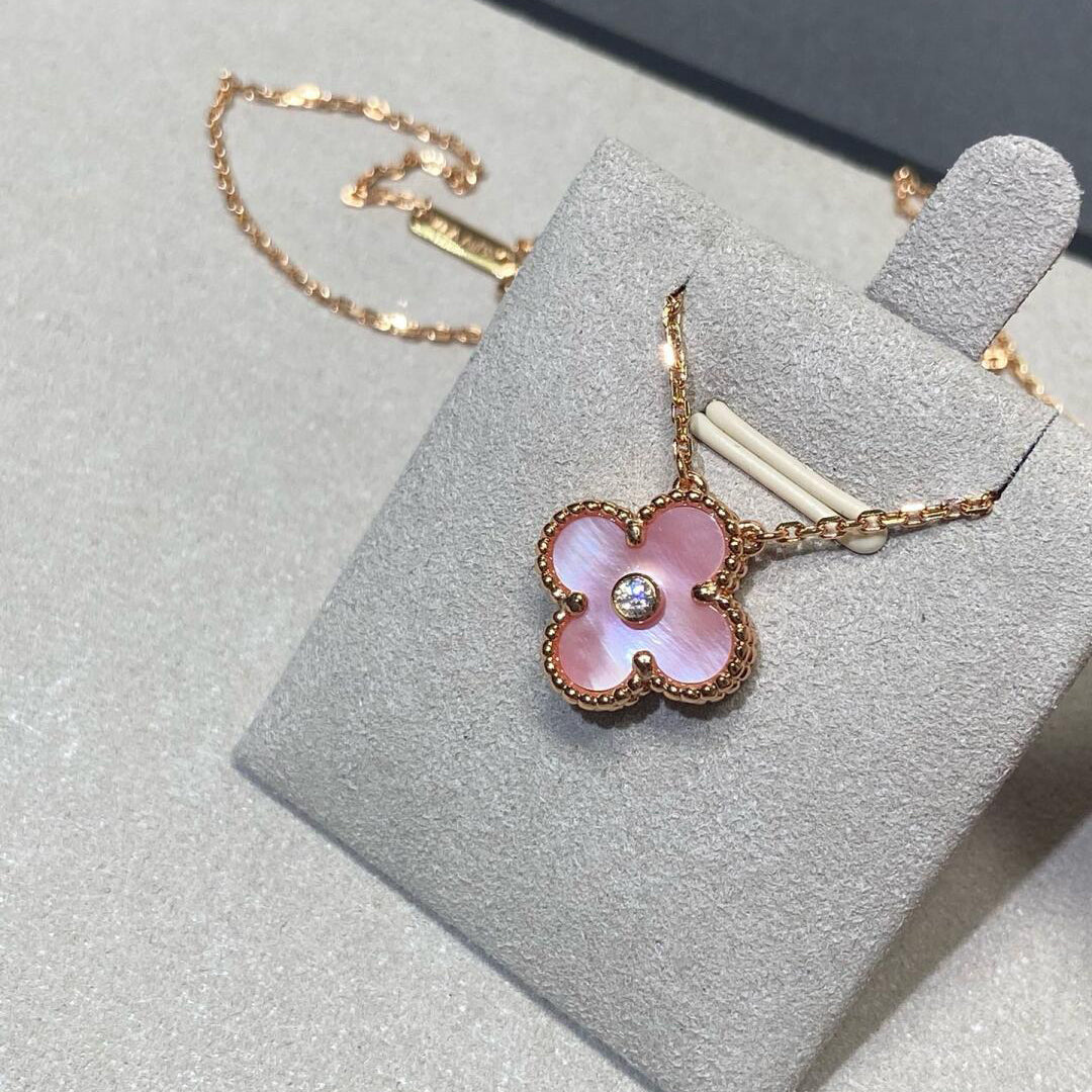 [Clover]CLOVER 15MM DIAMOND PINK MOP NECKLACE