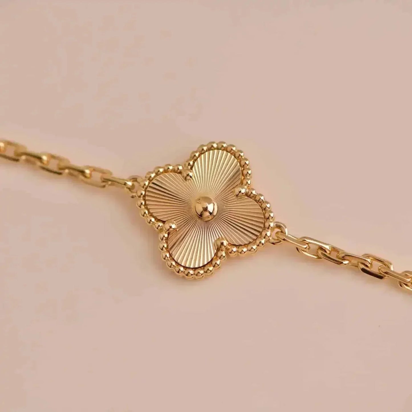 [Clover]CLOVER 5 FLOWERS LASER BRACELET