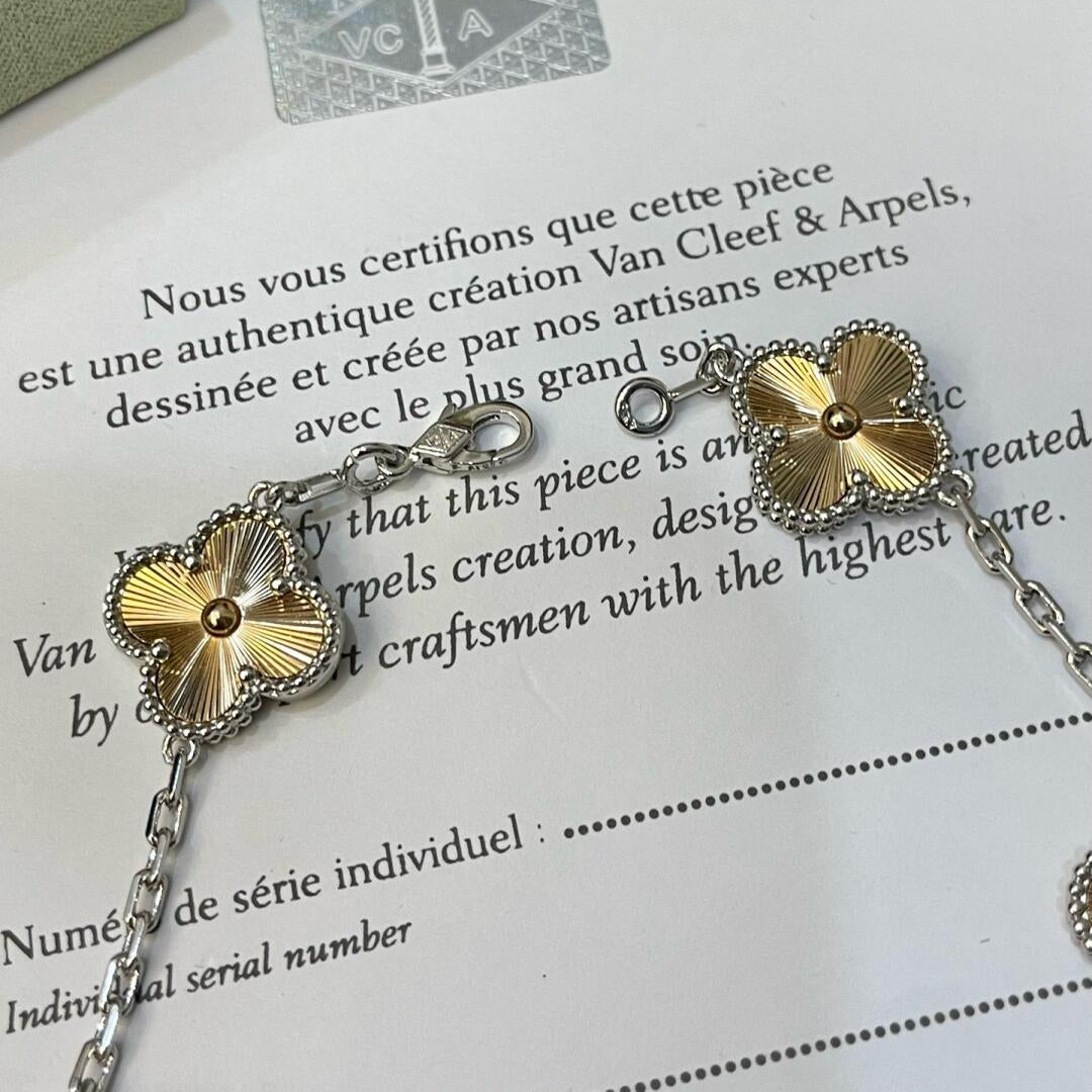 [Clover]CLOVER  5 MOTIFS  CHRISTMAS LIMITED EDITION BRACELET