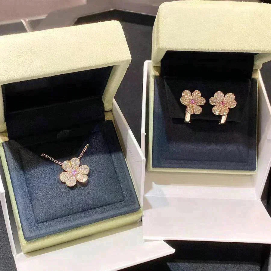[Clover]FRIVOLE ROSE GOLD FLOWER DIAMOND NECKLACE