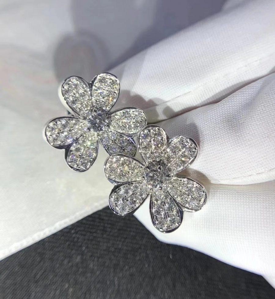 [Clover]FRIVOLE SILVER FLOWER DIAMOND EARRINGS