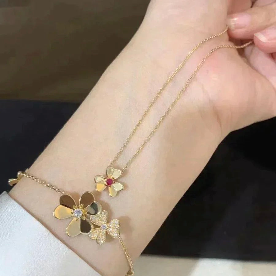 [Clover]FRIVOLE GOLD FLOWER NECKLACE