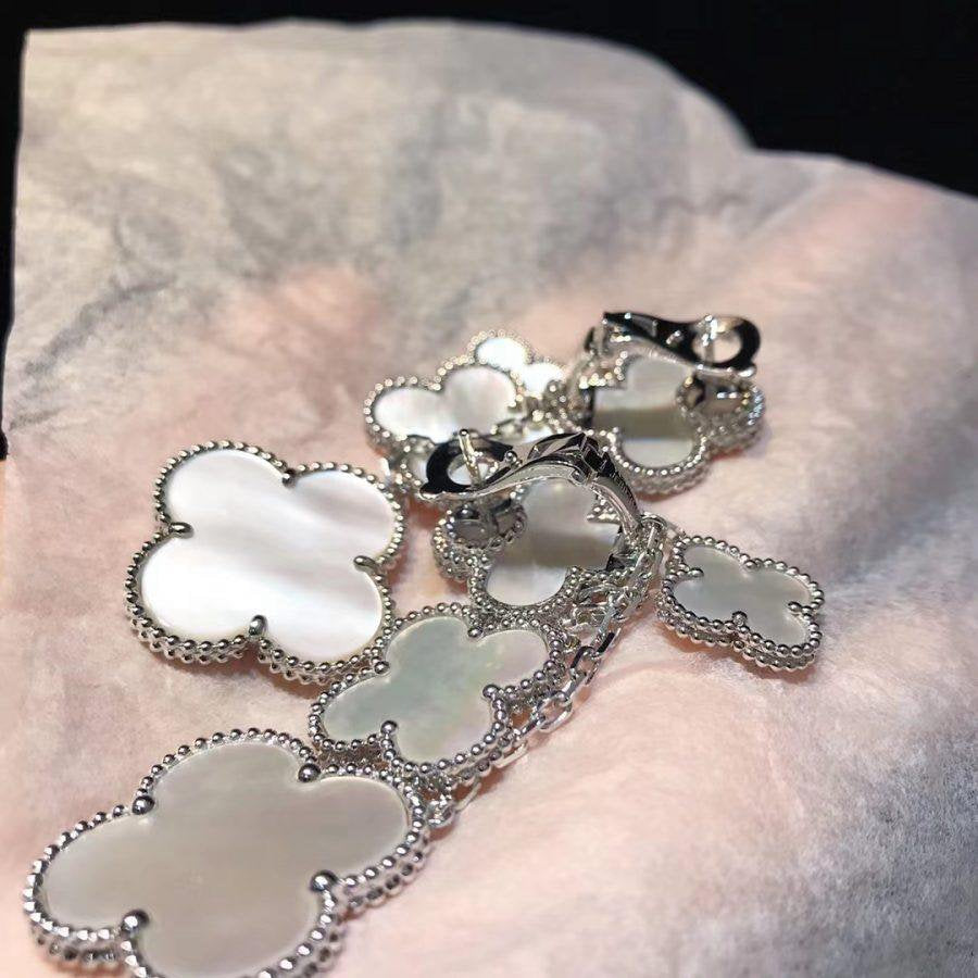 [Clover]CLOVER EARRINGS WHITE MOP 4 MOTIFS SILVER