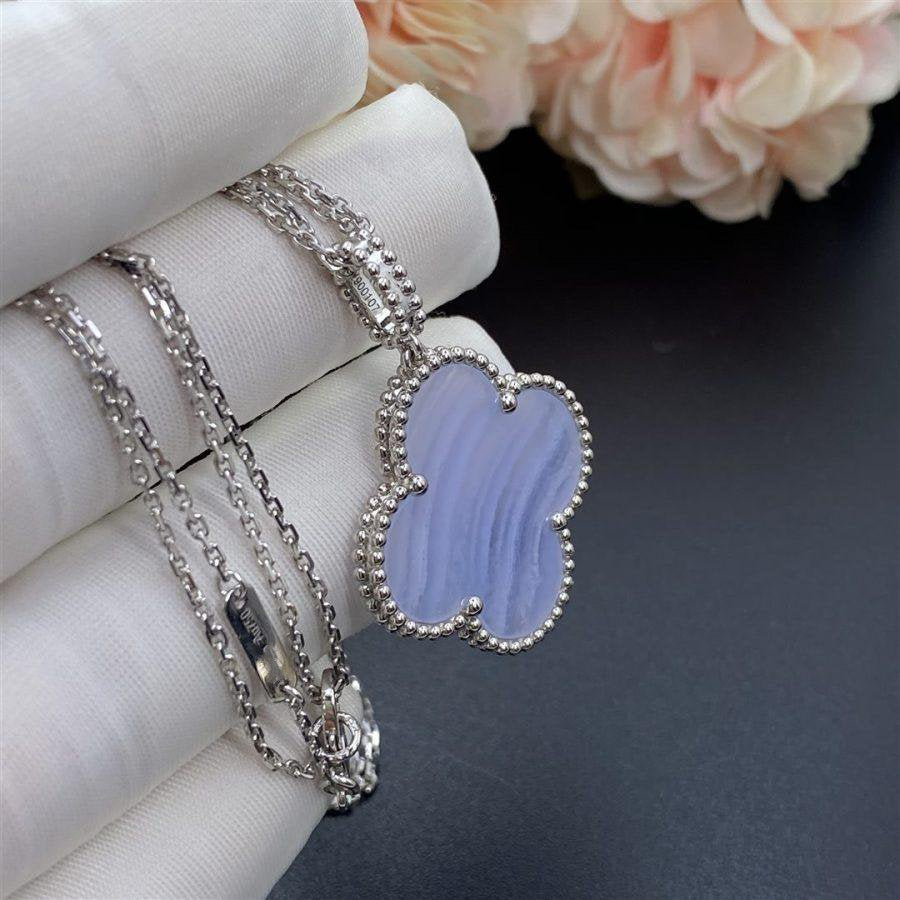 [Clover]CLOVER SILVER CHALCEDONY BIG CLOVER NECKLACE