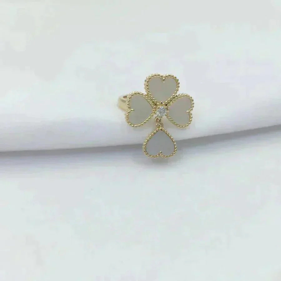 [Clover]SWEET CLOVER WHITE MOP RING