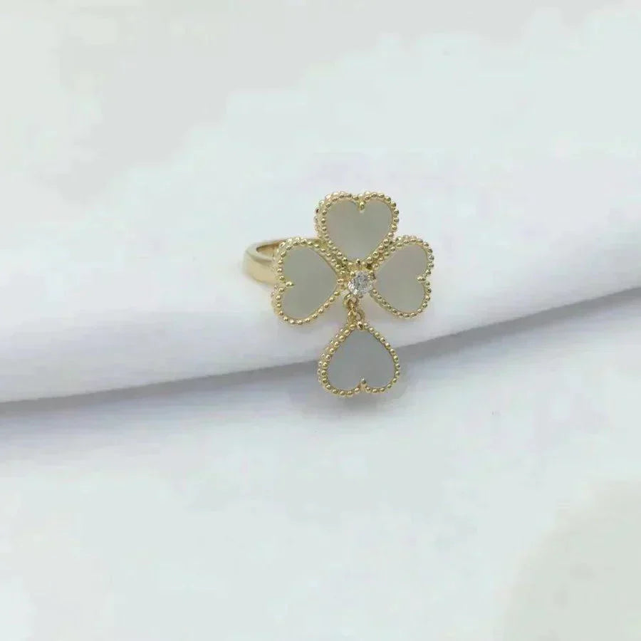 [Clover]SWEET CLOVER WHITE MOP RING