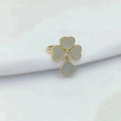 [Clover]SWEET CLOVER WHITE MOP RING