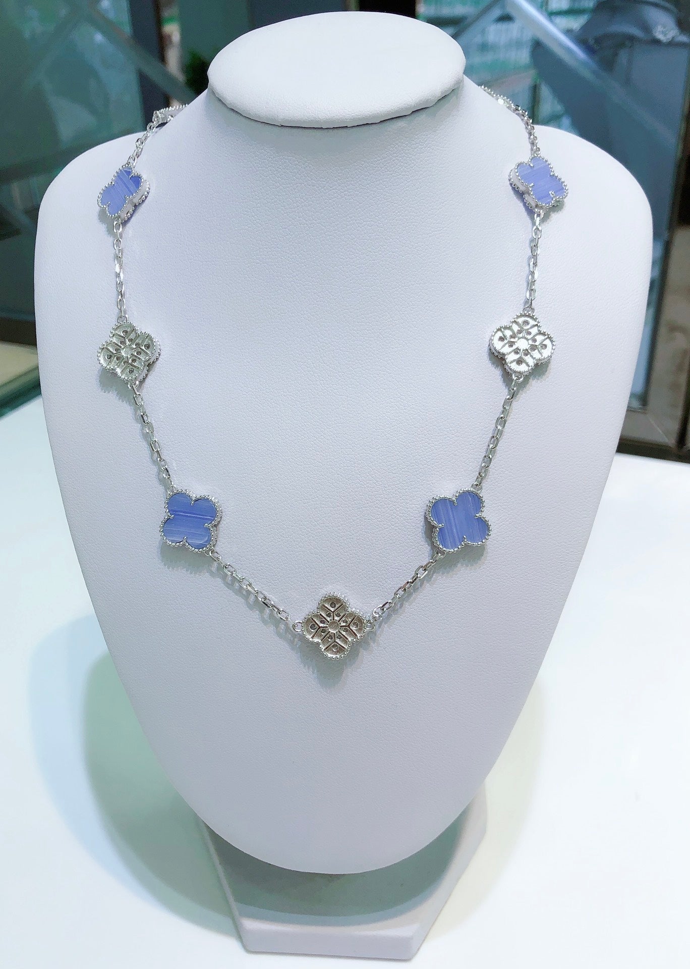 [Clover]CLOVER 10 MOTIFS CHALCEDONY DIAMONDS SILVER NECKLACE
