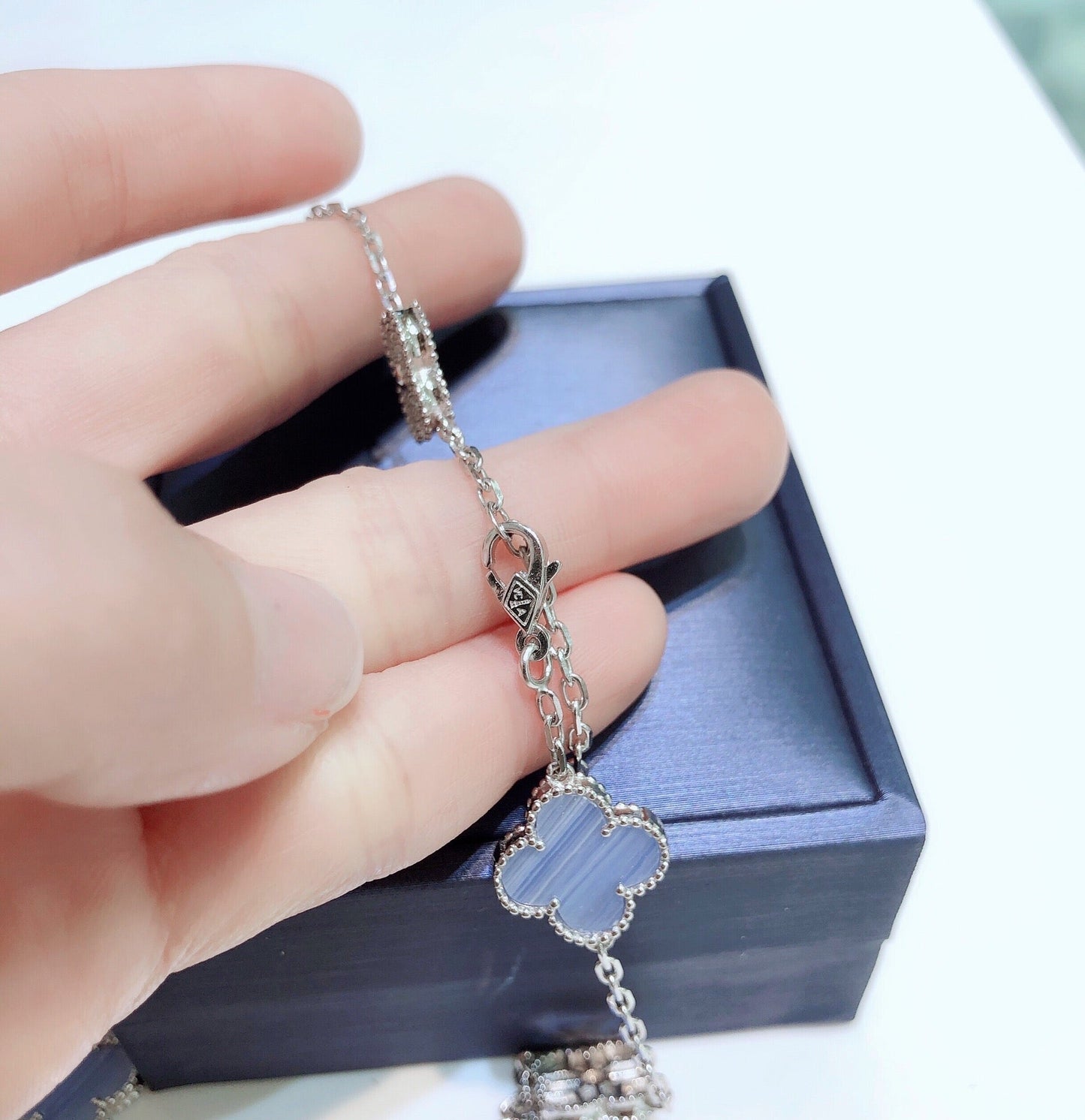 [Clover]CLOVER 10 MOTIFS CHALCEDONY DIAMONDS SILVER NECKLACE