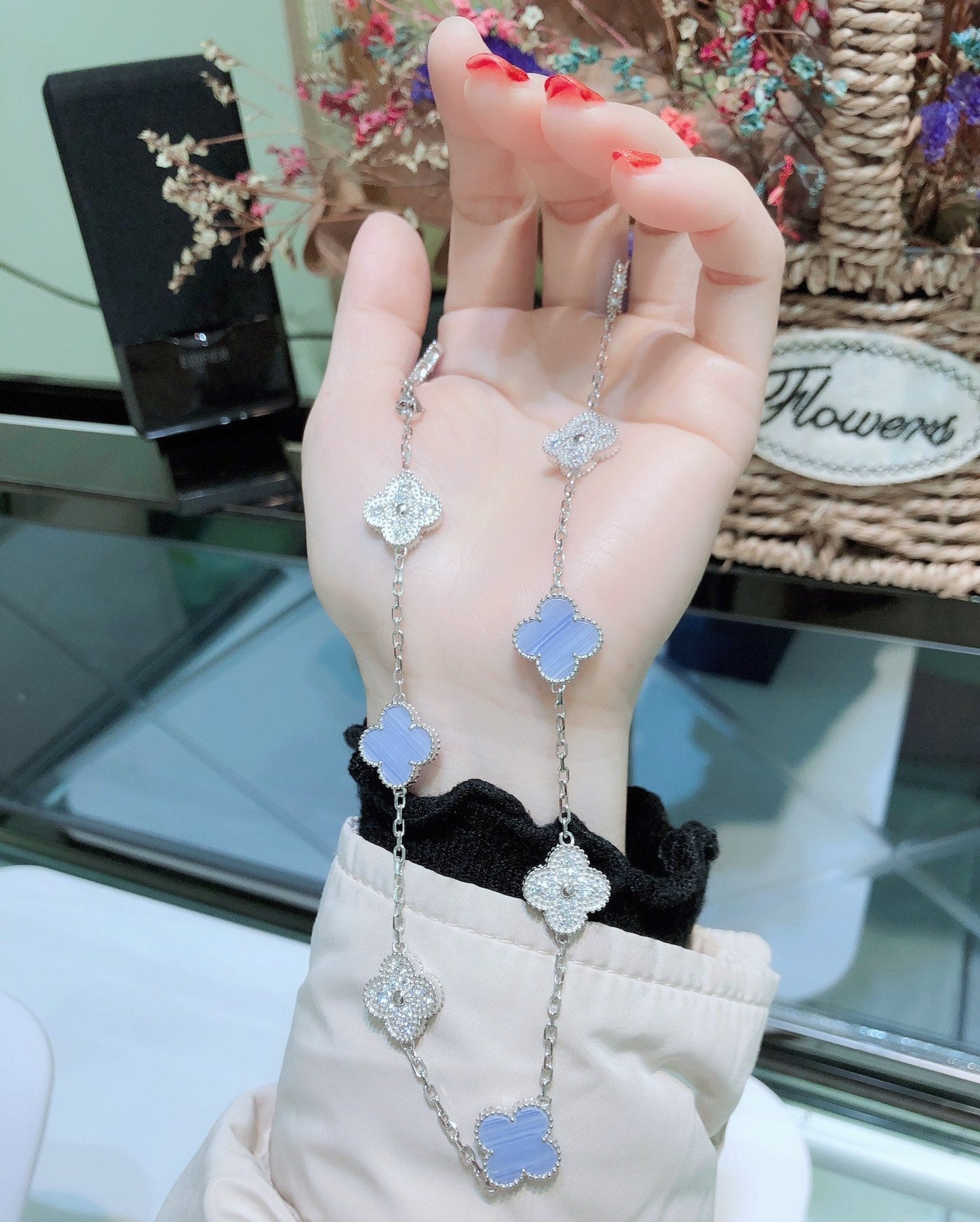 [Clover]CLOVER 10 MOTIFS CHALCEDONY DIAMONDS SILVER NECKLACE