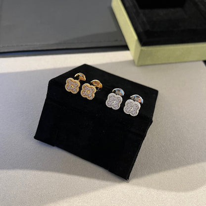 [Clover]CLOVER MINI DIAMOND STUD EARRINGS