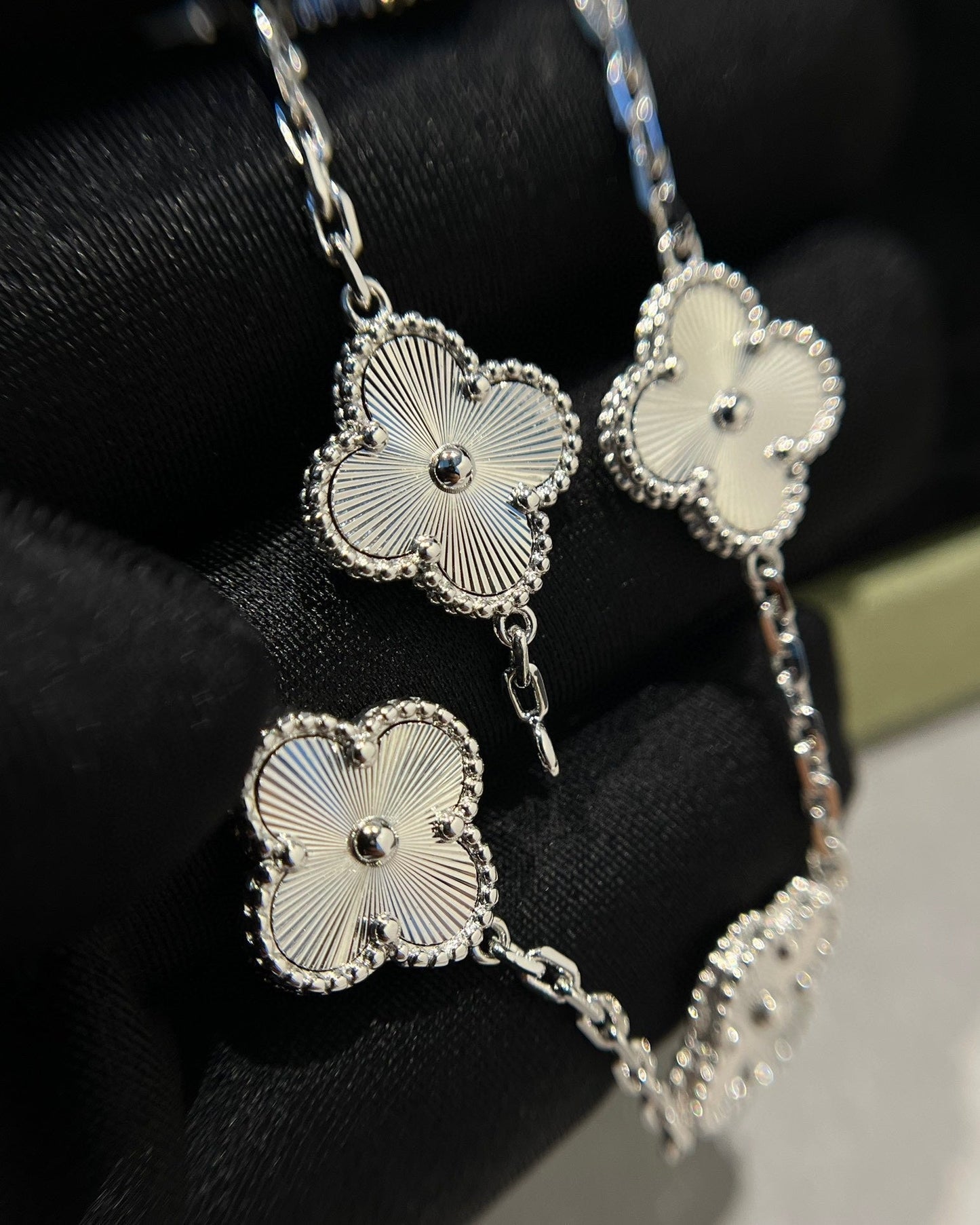 [Clover]CLOVER SILVER 5 MOTIFS BRACELET