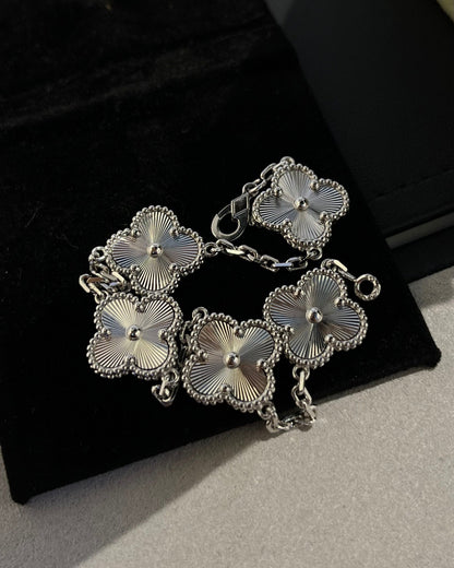 [Clover]CLOVER SILVER 5 MOTIFS BRACELET