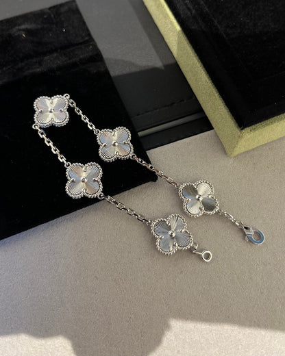 [Clover]CLOVER SILVER 5 MOTIFS BRACELET